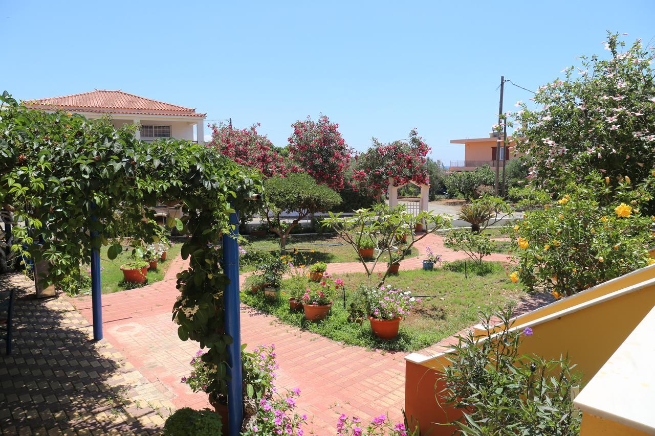 Vias Hotel Neápolis Eksteriør billede